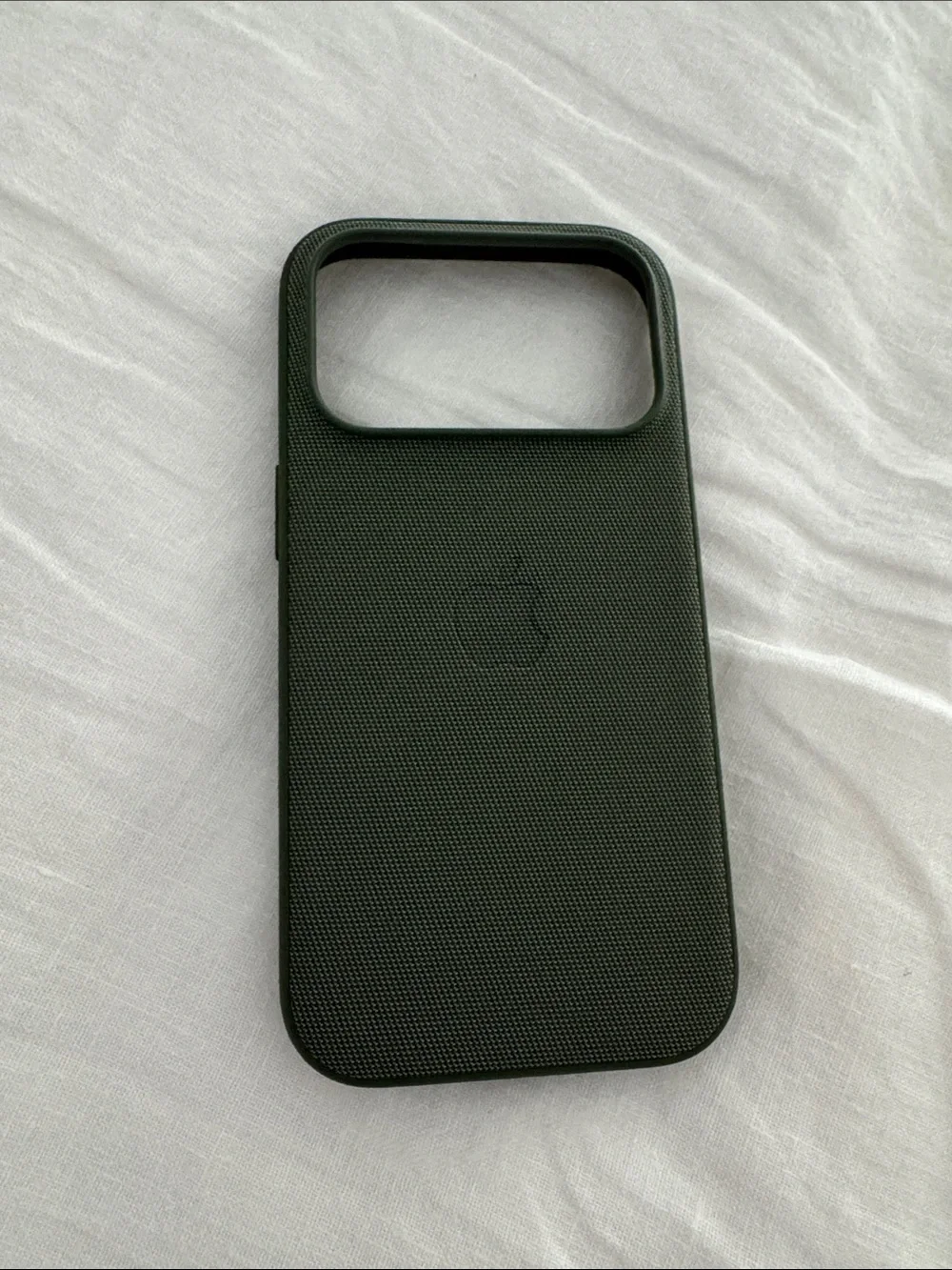 Apple MagSafe-Compatible Forest Green iPhone Case for I phone 17 pro